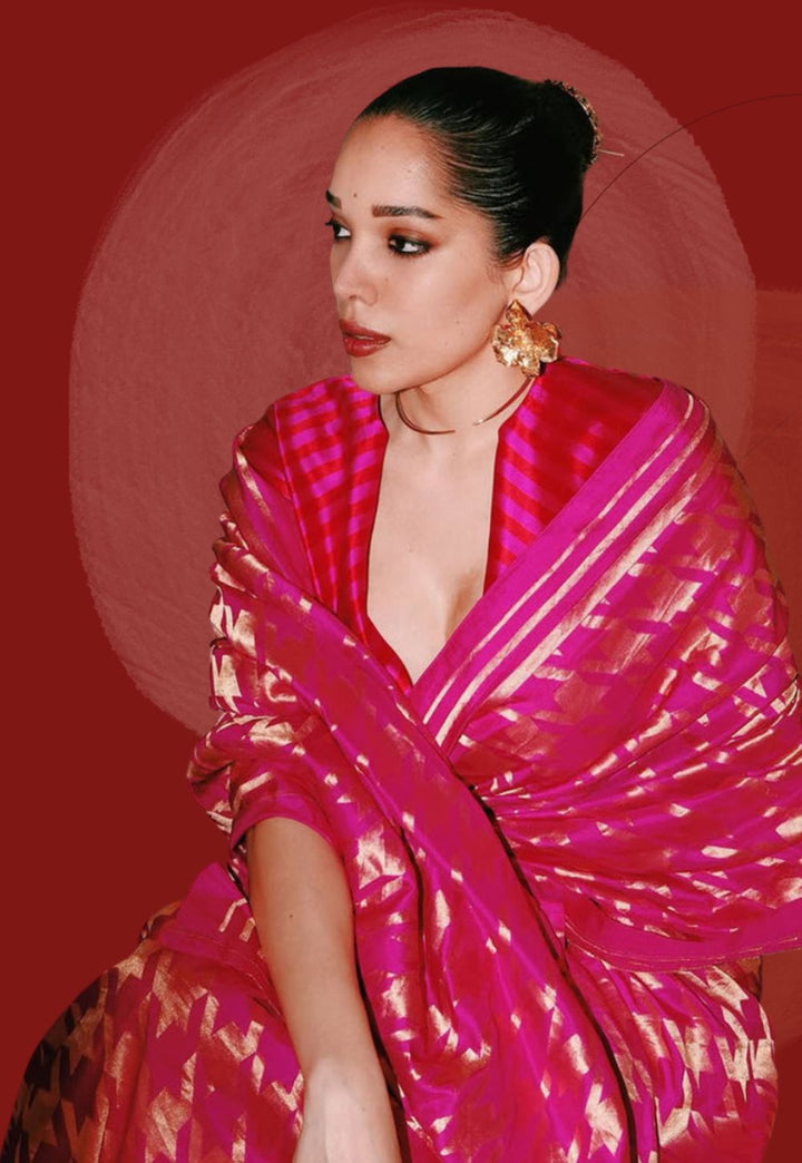 Banarasi Pink Crepe Silk Saree with Zari Woven Gerum Design