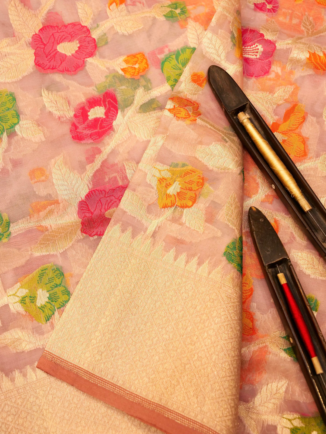 Banarasi Handloom Peachy Pink  Kora Tissue Meenakari Saree