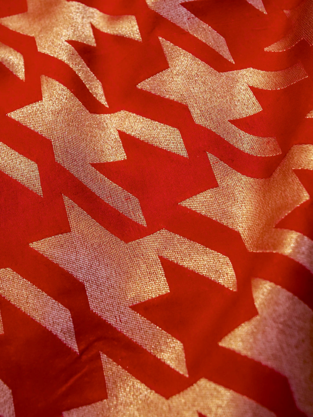 Banarasi Red Bridal Crepe Silk Saree with Zari Woven Gerum Design