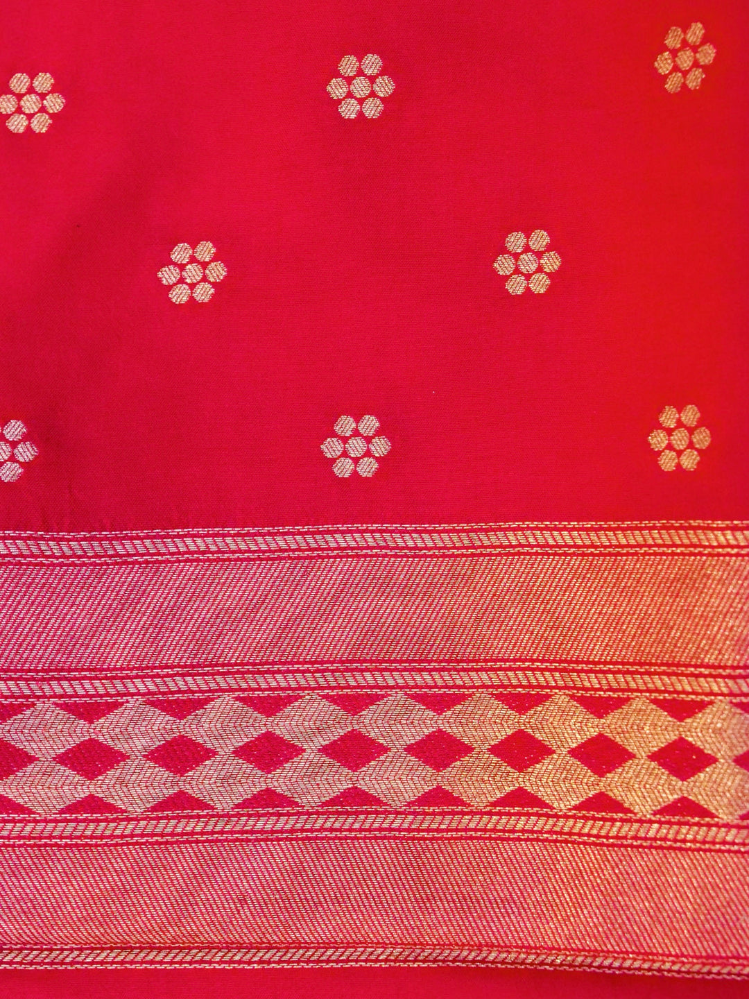 Banarasi Pink Crepe Silk Saree with Zari Woven Design