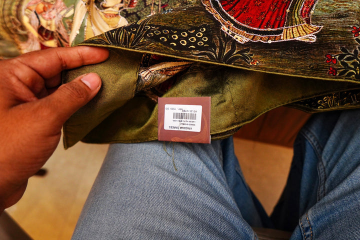 Beige Printed Crepe Silk Saree with Unique Abstract Motifs – Lightweight Drape for Any Occasion