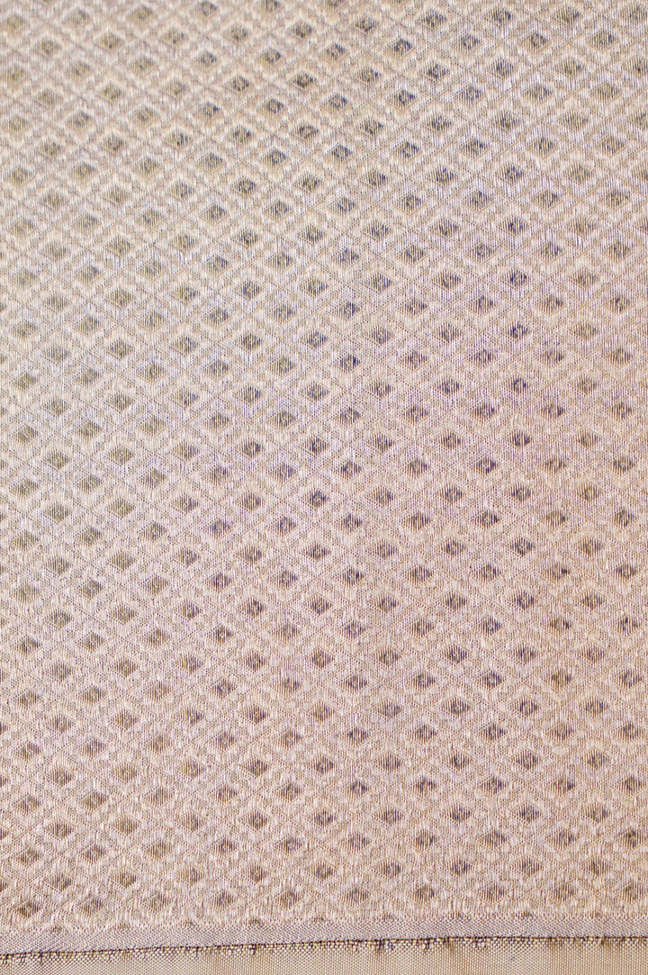 Graceful Handwoven Peach Tanchoi Banarasi Saree in Pure Katan Silk – Adorned with Figure Motifs