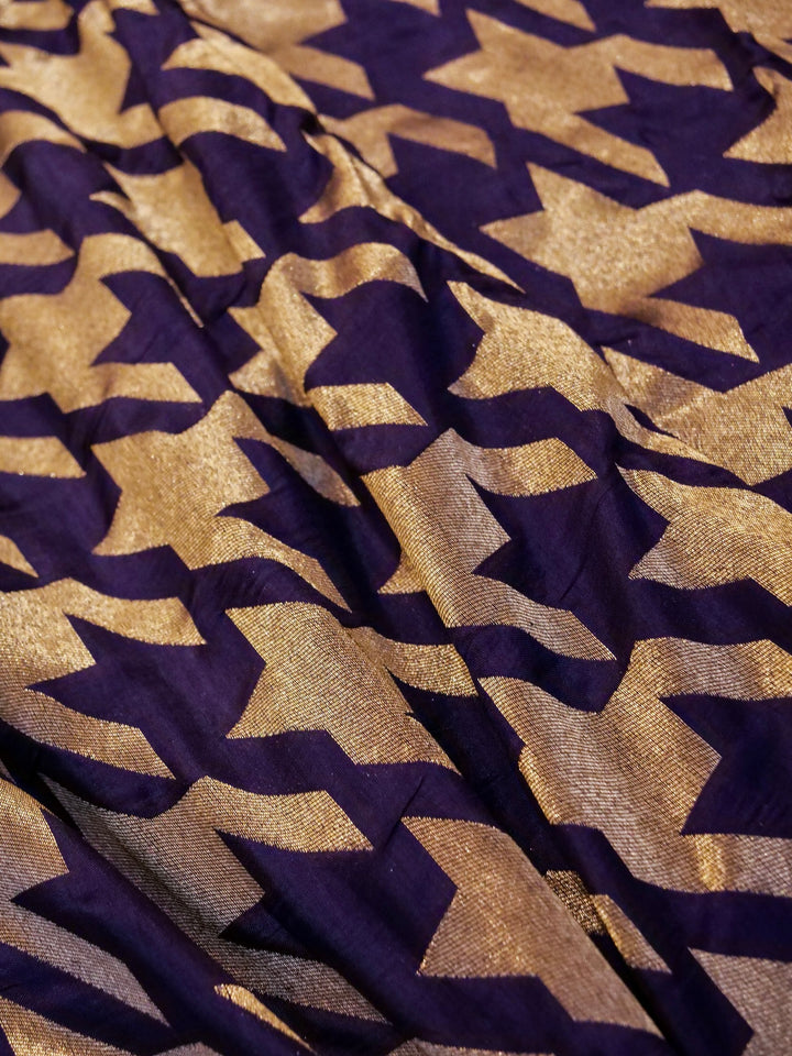 Banarasi Violet Crepe Silk Saree with Zari Woven Gerum Design