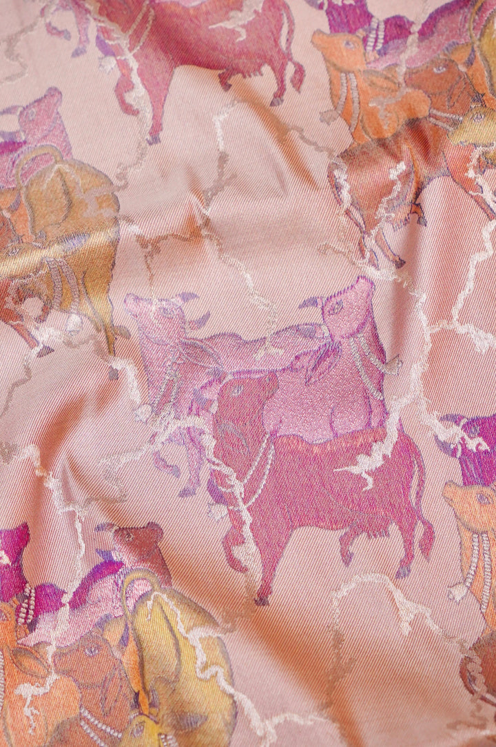 Graceful Handwoven Peach Tanchoi Banarasi Saree in Pure Katan Silk – Adorned with Figure Motifs