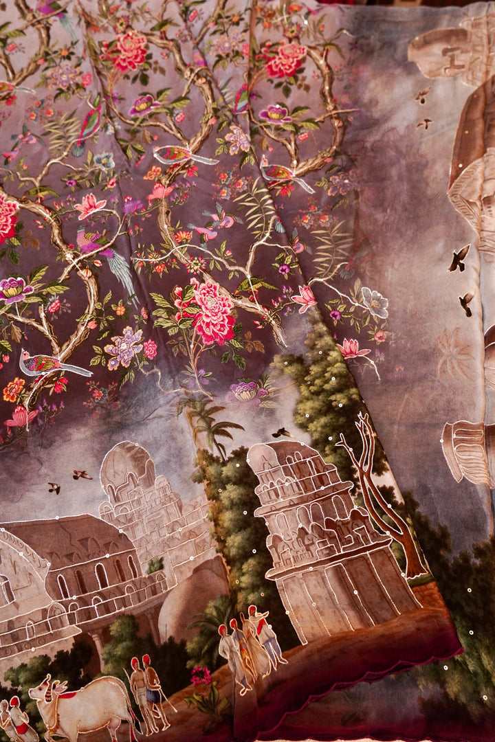 Mauve Crepe Silk Saree with Handcrafted-Look Figure Print – Soft, Contemporary Ethnic Style