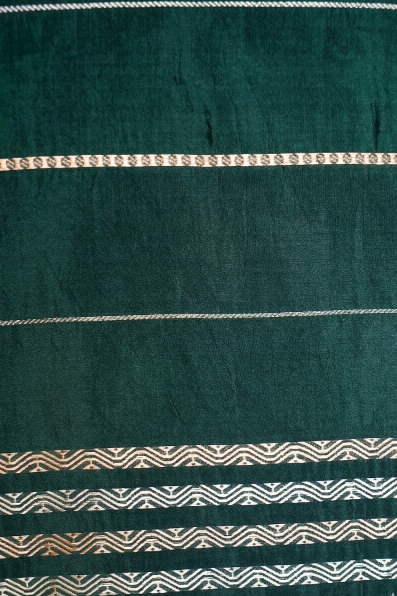 Handwoven Banarasi Bottle Green Pure Katan Silk Saree with Kamdhenu Motif Border