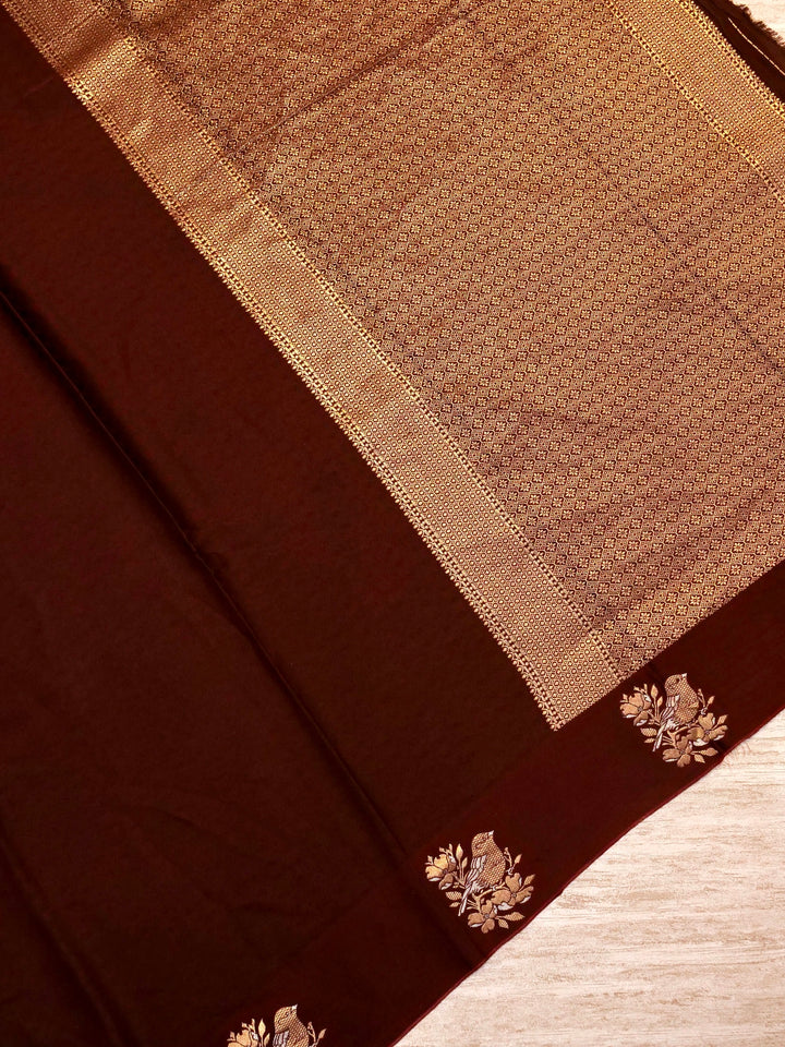 Handwoven Banarasi Rouge Maroon Mashru Silk Figure Motif Saree