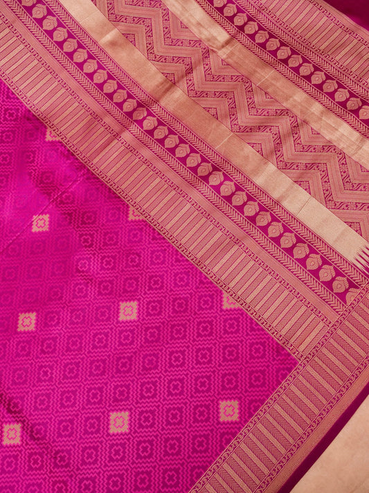 Banarasi Tanchoi Silk Saree