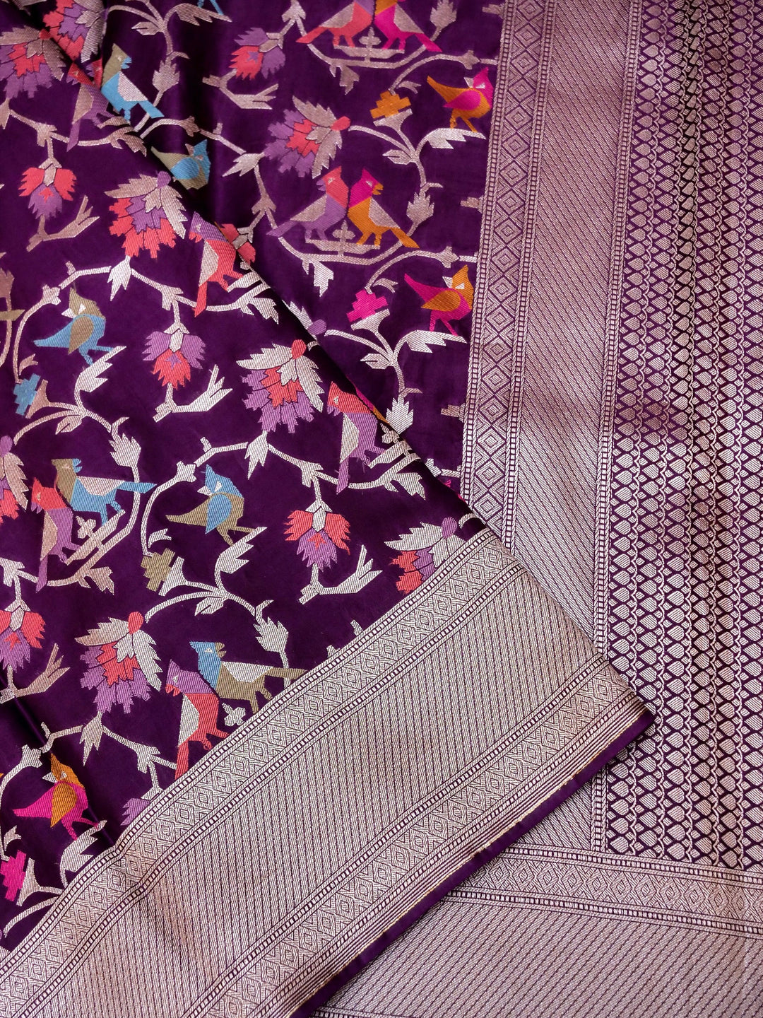 Banarasi Shikargaah Mashru Silk Meenakari Saree