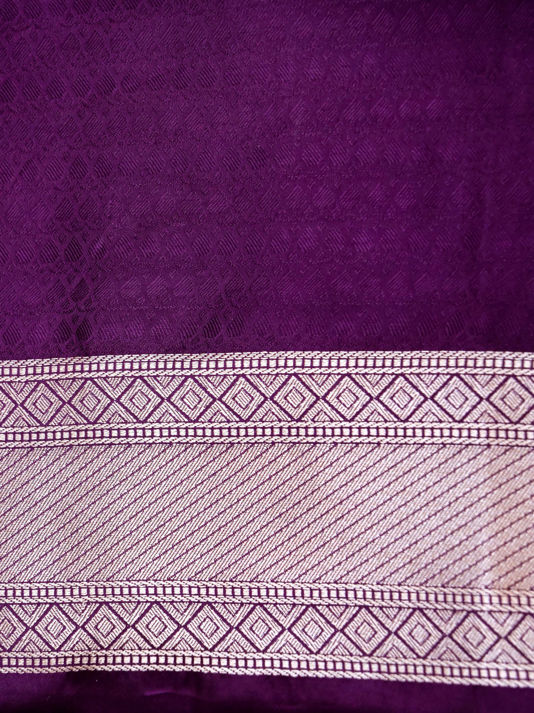 Banarasi Shikargaah Mashru Silk Meenakari Saree