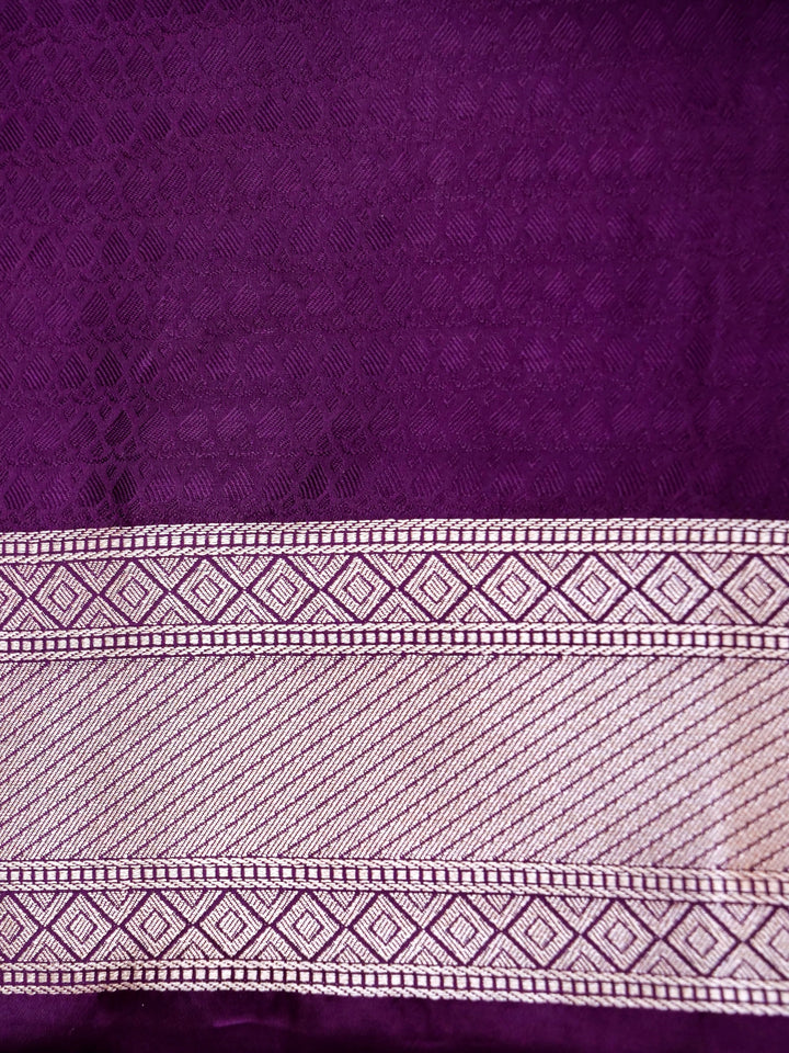 Banarasi Shikargaah Mashru Silk Meenakari Saree