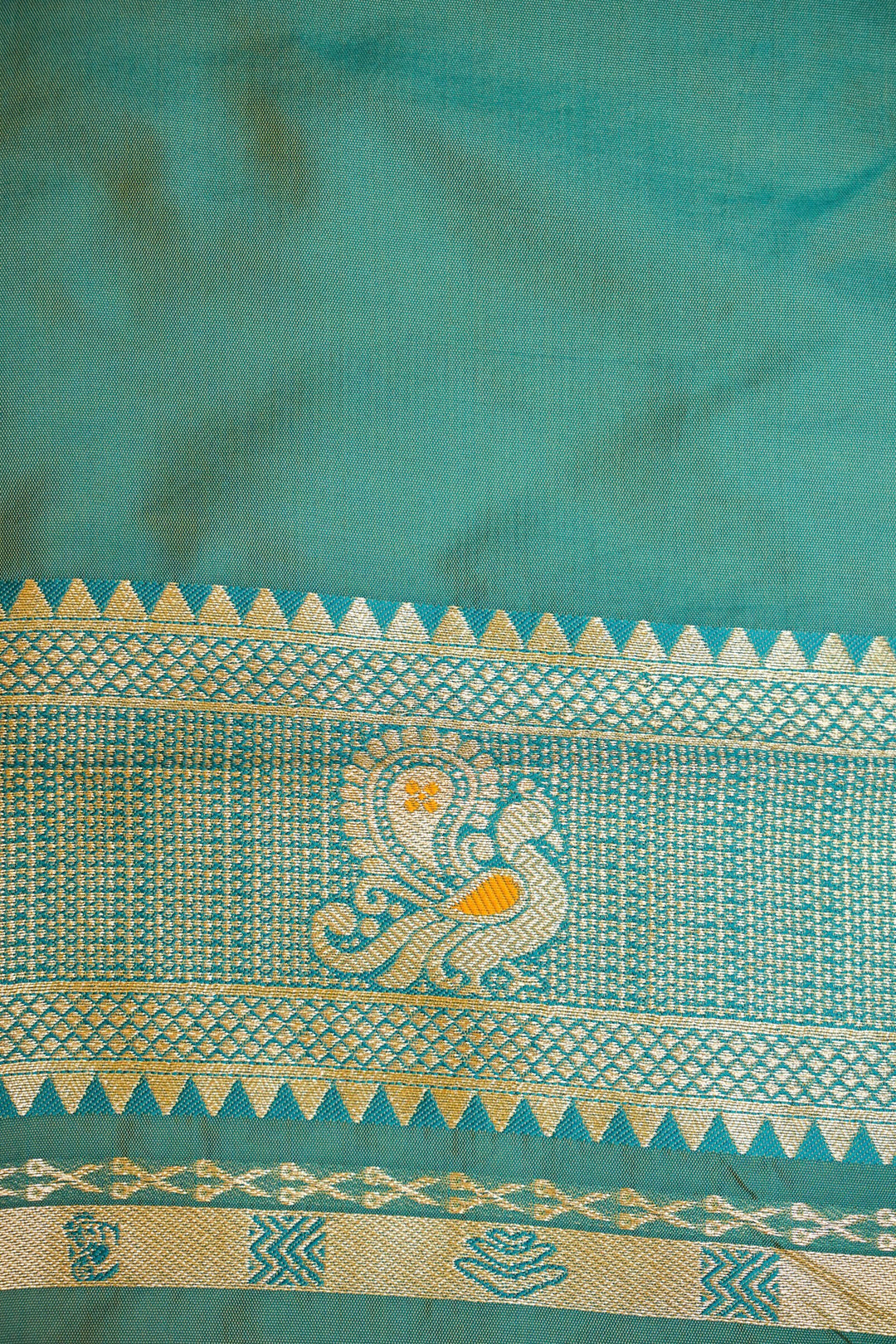 Yellow Soft Silk Kanjivaram Inspired Bird Motifs Saree with Contrast Border Pallu