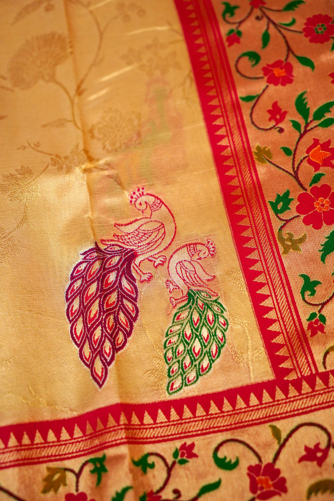 Beige Gold Silk Tissue Saree with Figure Motif Paithani Border