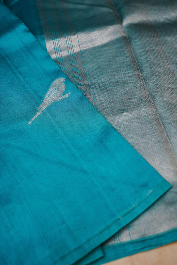 Seafoam Avian Banarasi Pure Katan Silk Birds Motif Saree View 3