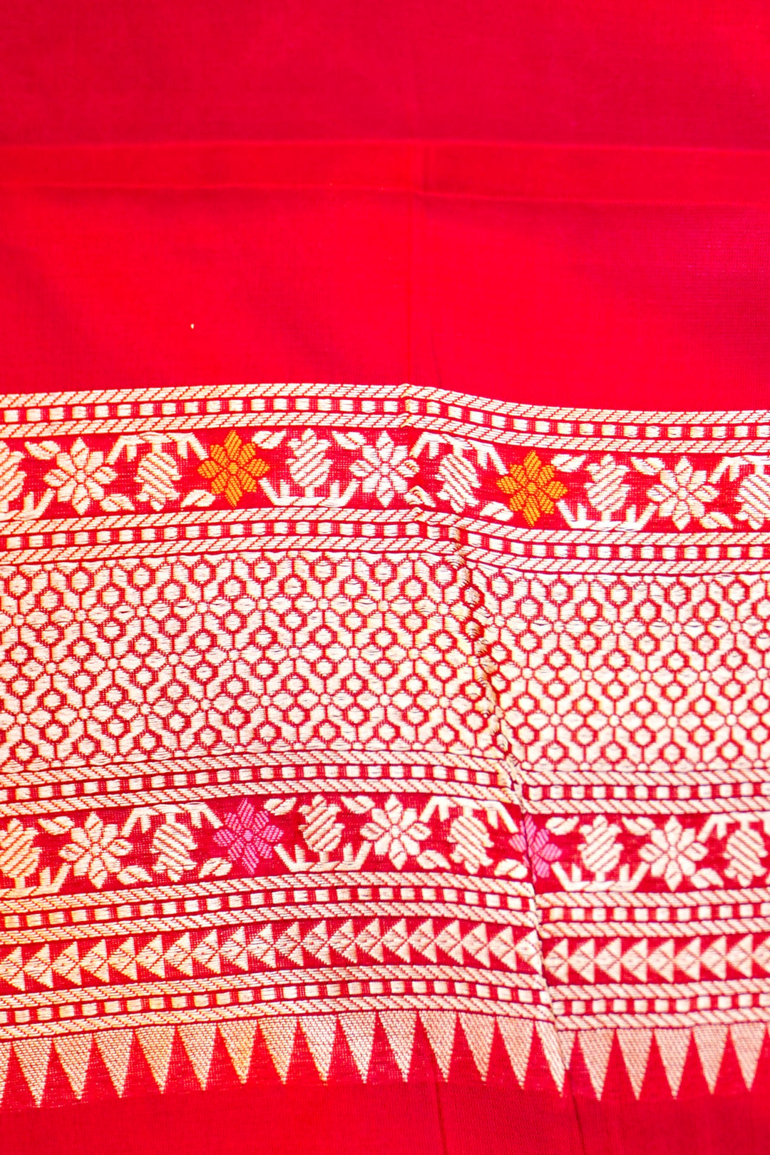 Charming Pink Pure Handloom Katan Silk Meenakari Banarasi Saree