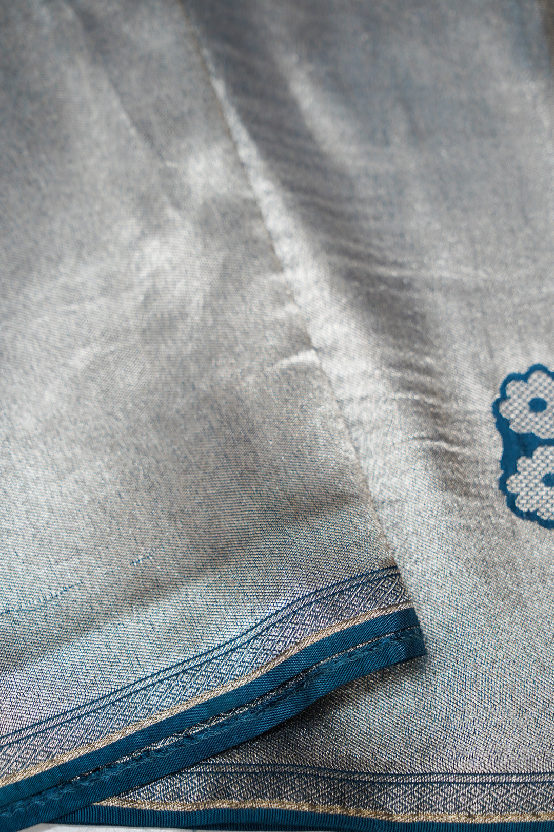 Teal Blue Pure Banarasi Crepe Tissue Saree with Contemporary Design