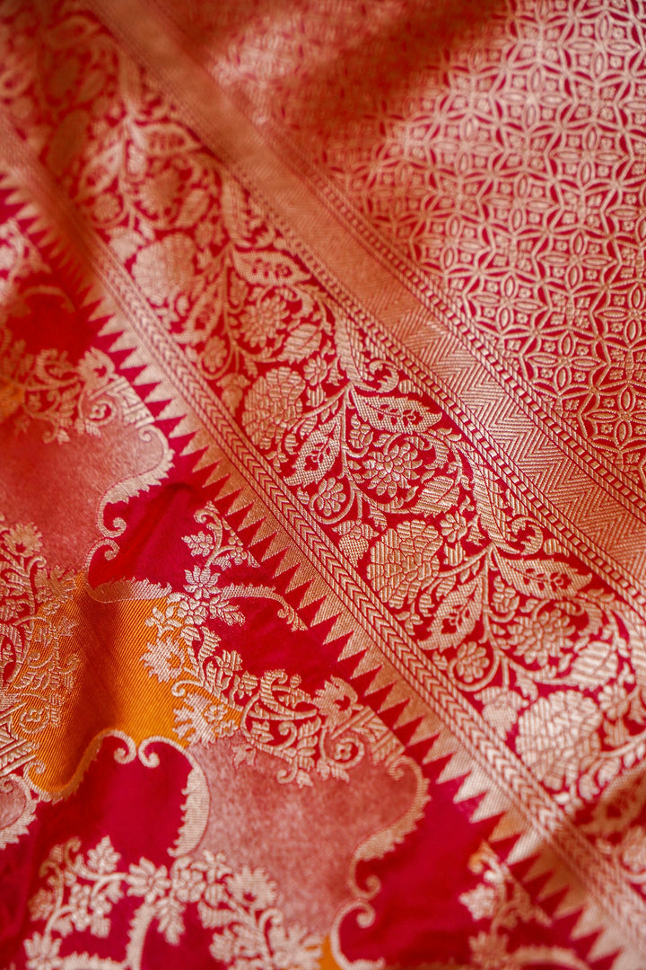 Rangon Ki Lehar Handwoven Banarasi Rangkaat Pure Katan Silk Saree View 5