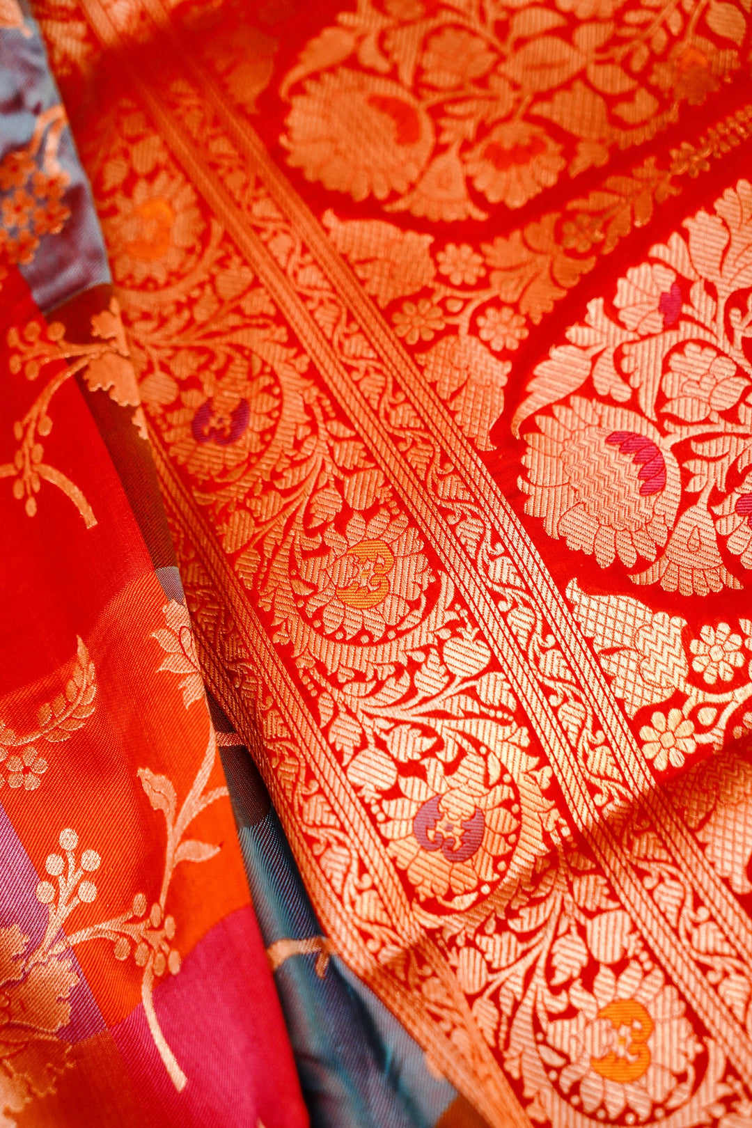 Exquisite Handloom Banarasi Pure Katan Silk Rangkaat Saree