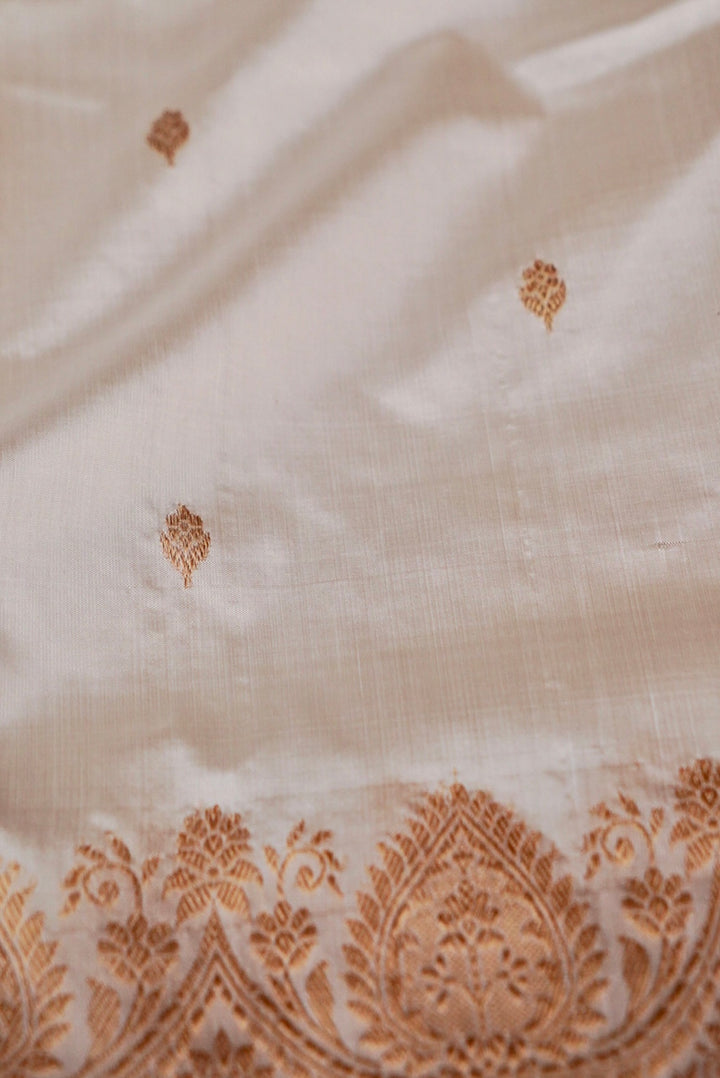 The Regal Essence – Banarasi Raw Mango Puna Silk Collection