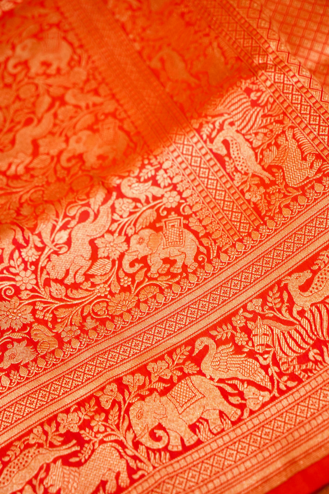 Handwoven Banarasi Red Bridal Shikargah Pure Katan Silk Saree