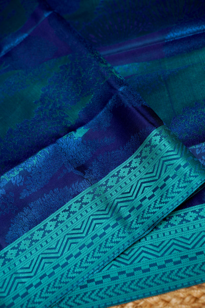 Teal Blue Handwoven Banarasi Tanchoi Silk Saree with Resham Work