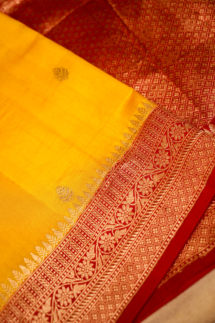 Sonaroopa Yellow Banarasi Pure Katan Silk Butidar Saree with Contrast Border and Pallu View 3