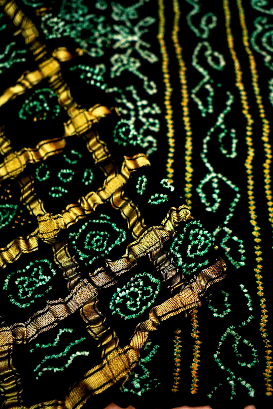 Timeless Bridal Grace Dark Green Gharchola Silk Saree with Zari Checks & Bandhej Motifs