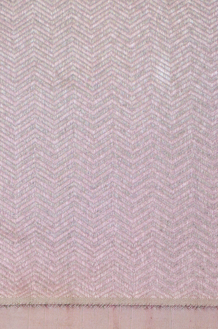 Elegant Mauve Banarasi Katan Silk Saree Featuring Traditional Tanchoi Figure Designs