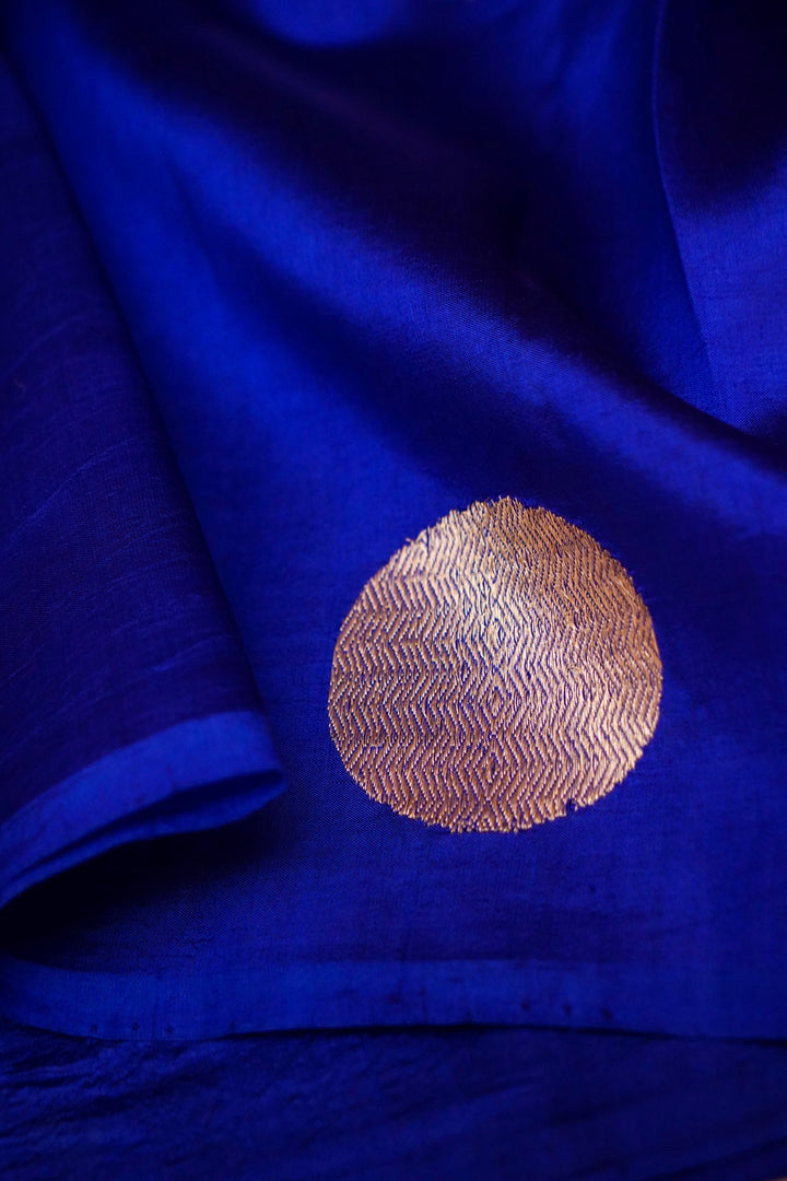 Handwoven Royal Blue Pure Katan Silk Gola Boota Saree