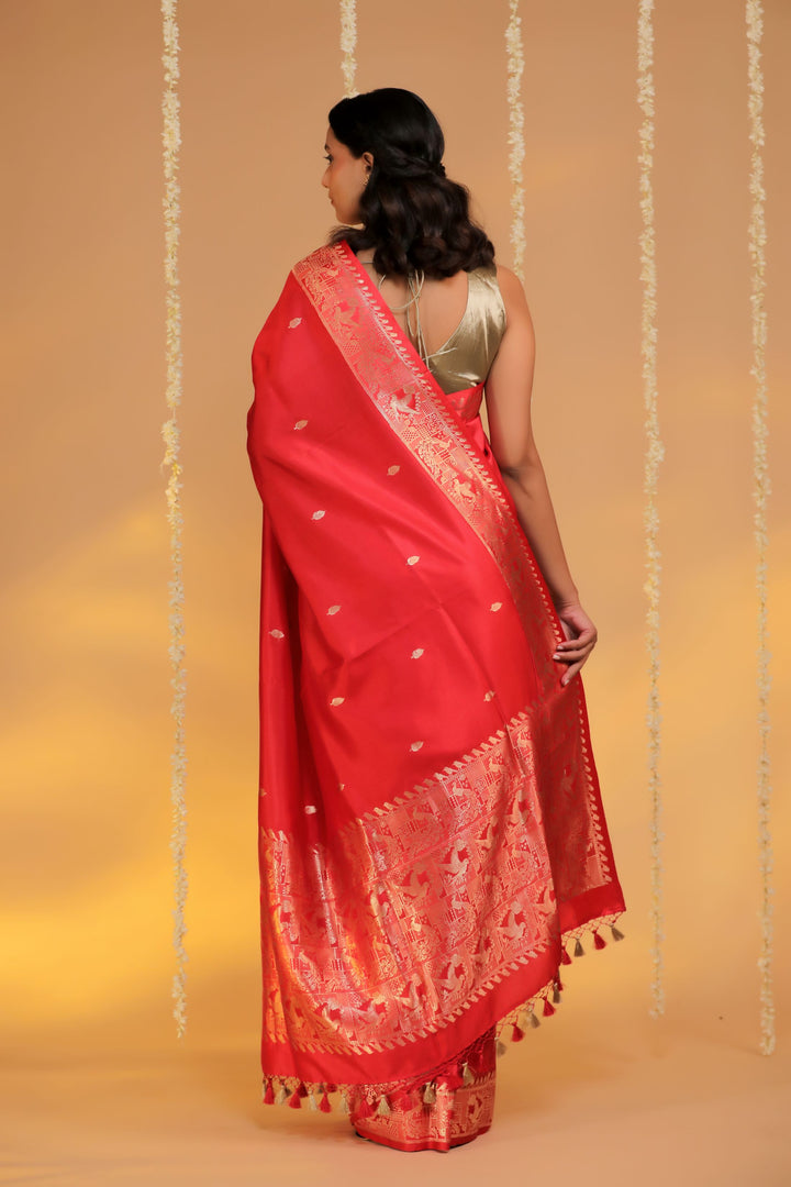 handwoven red bridal banarasi pure mashru silk shikargah weaving saree back view