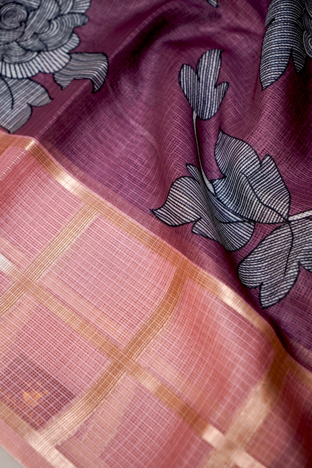 Mauve Pink Kota Check Saree with Printed Body and Zari Weave Check Border View 5