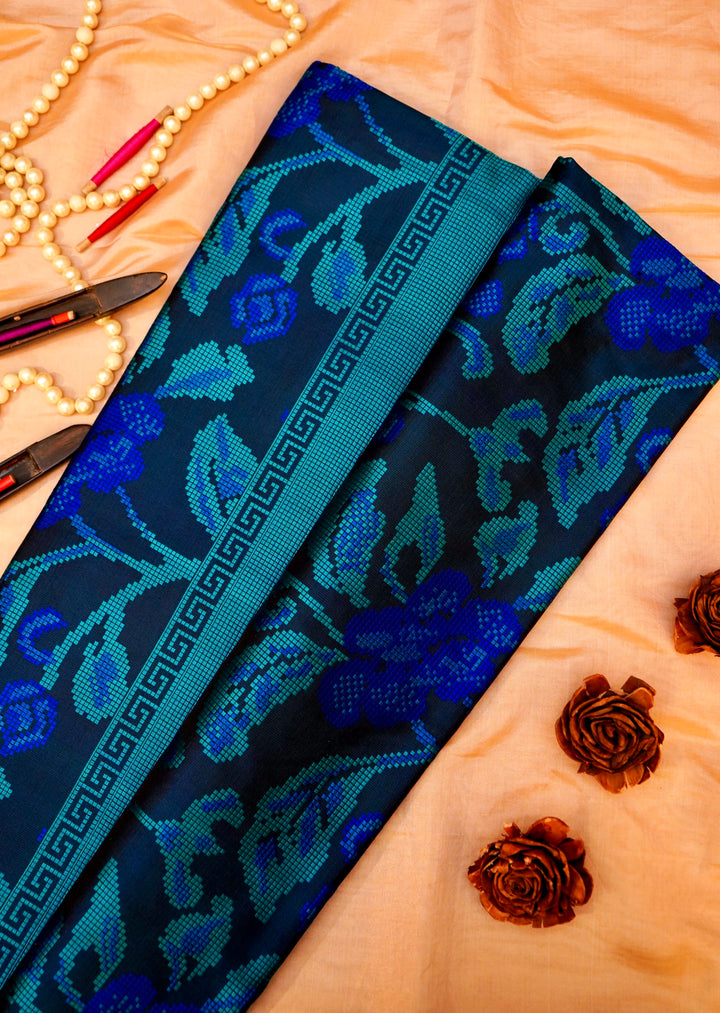 Handwoven Banarasi Teal Green Pure Tanchoi Katan Silk Saree