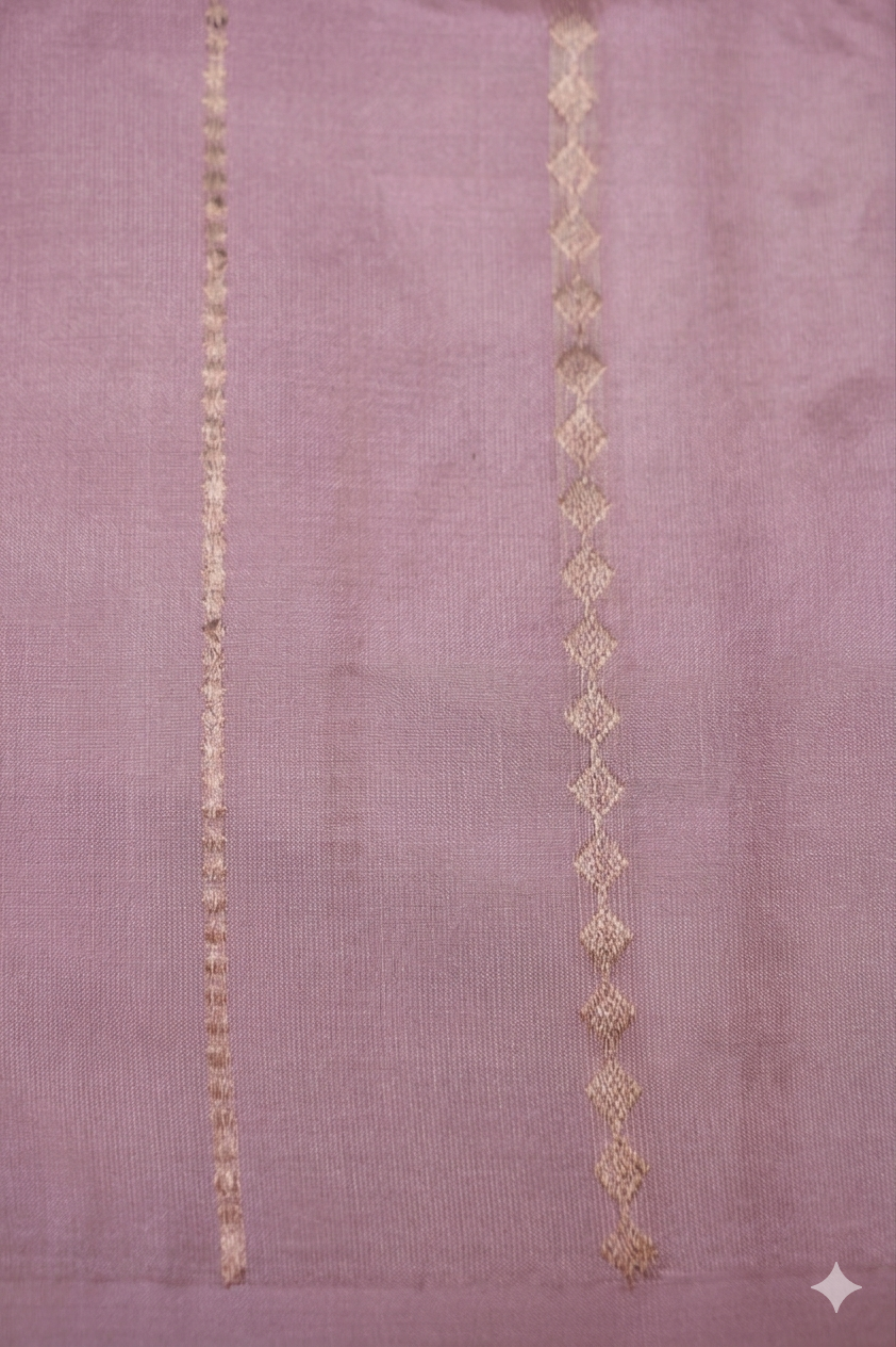 Regal Handwoven Banarasi Pure Mauve Puna Silk Saree with Zari Lion Motif