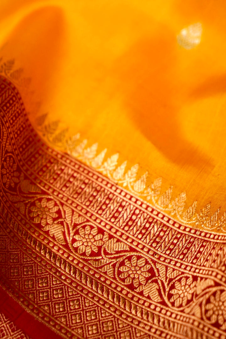 Sonaroopa Yellow Banarasi Pure Katan Silk Butidar Saree with Contrast Border and Pallu View 5