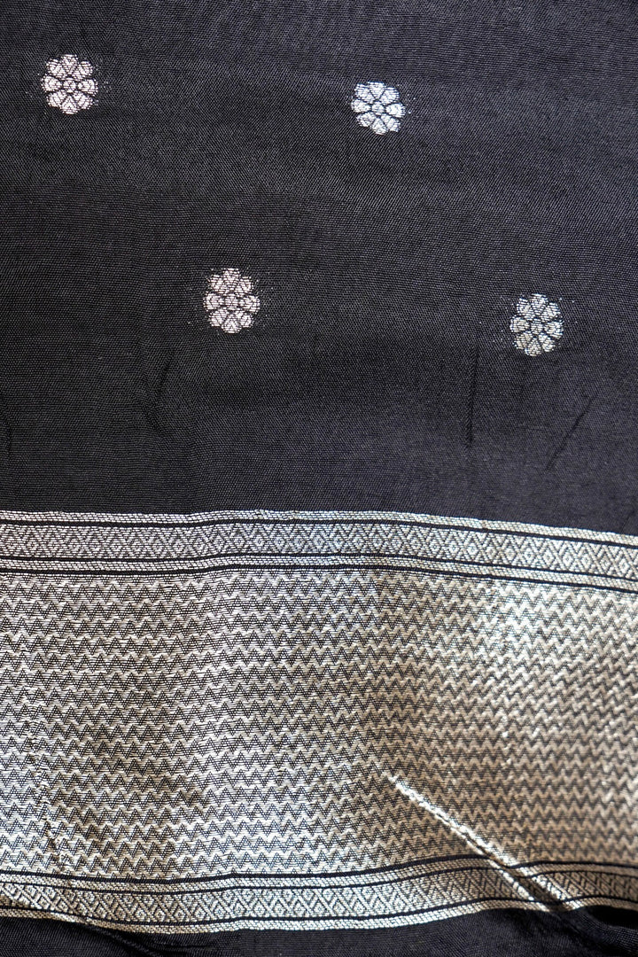 Black Pure Banarasi Crepe Tissue Saree with Contemporary Design Patterns