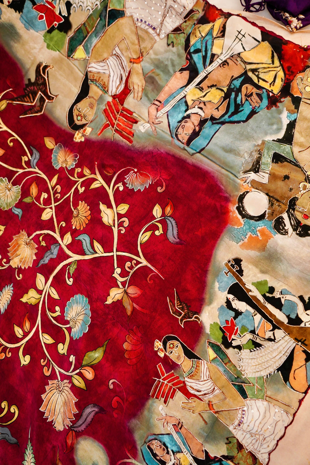 Regal Maroon Elegance: Crepe Silk Saree with Floral Prints