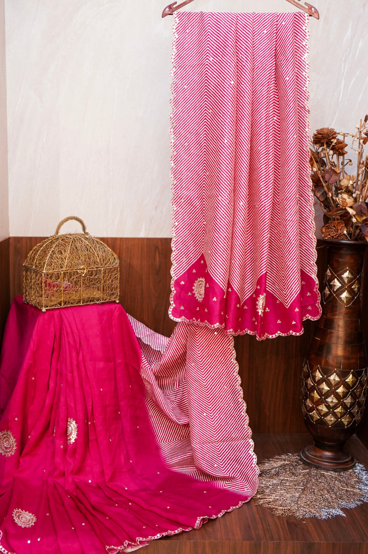 Pink Crepe Silk Saree with Geometric Print &amp; Mirror Work