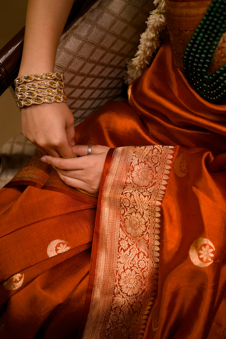 Sonakshi Sinha Inspired Rust Orange Pure Katan Silk Chand Boota Banarasi Saree View 2
