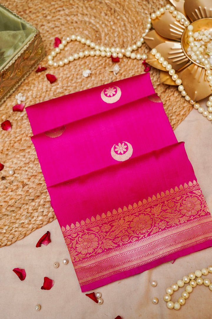 Hot Pink Chand Boora Sonakshi Sinha Inspired Banarasi Saree View 1