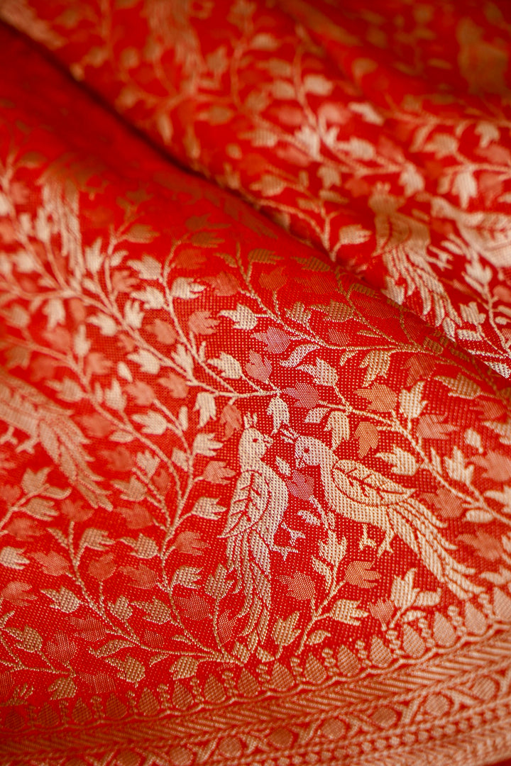 Bridal Pink Brocade Silk Figure Motif Saree with Embroidery Border View 4