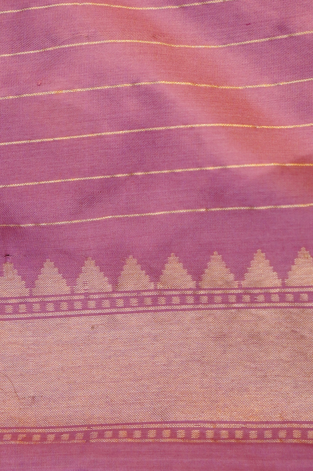 Gulabi Rooh – Handwoven Onion Pink Banarasi Pure Katan Silk Saree