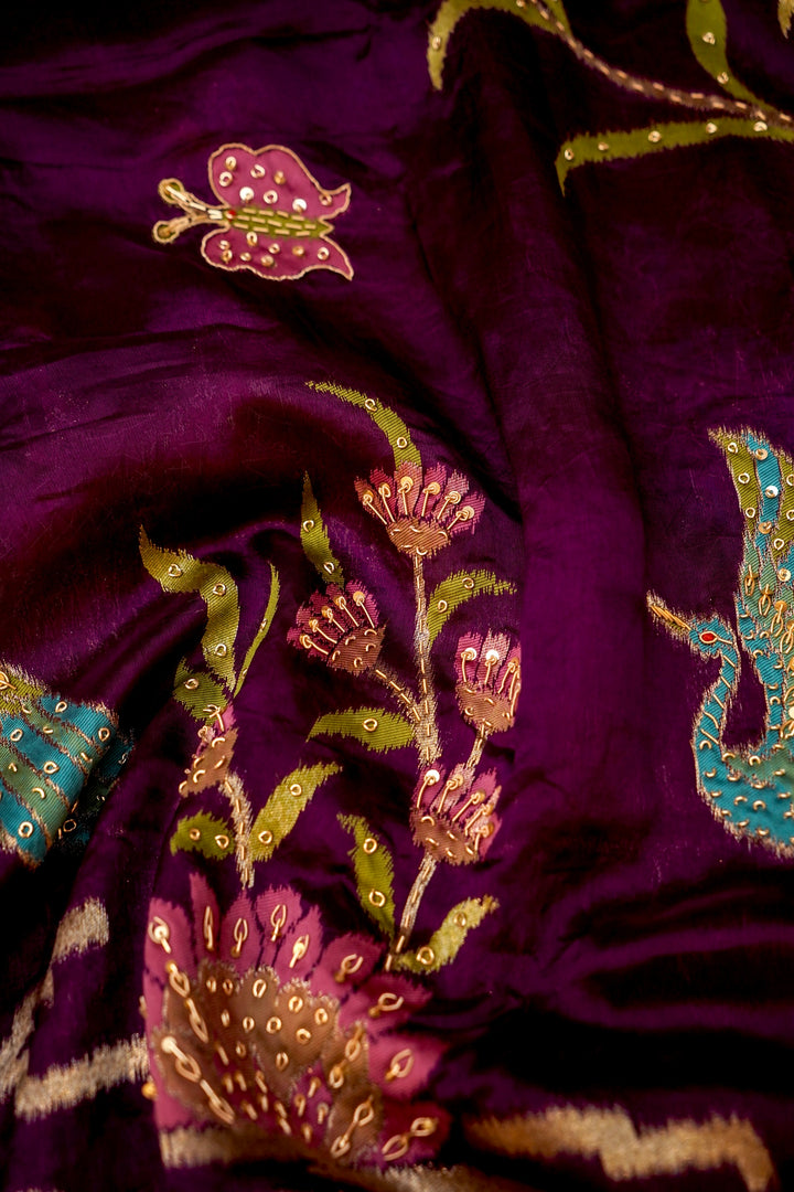 Plum Purple Pure Organza Silk Weaving Saree with Hand Zardozi Embroidery View 4