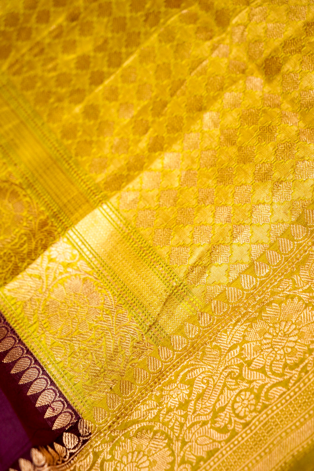 Sonakshi Sinha Inspired Chand Tara Pure Banarasi Katan Silk Saree View 5