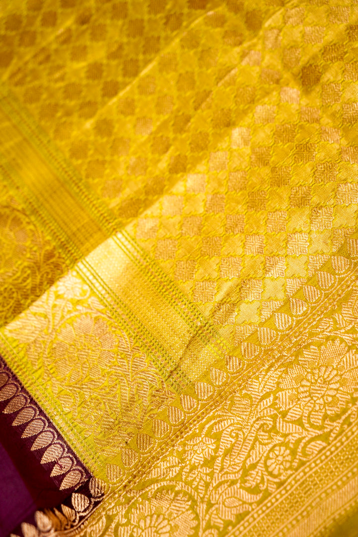 Sonakshi Sinha Inspired Chand Tara Pure Banarasi Katan Silk Saree View 5