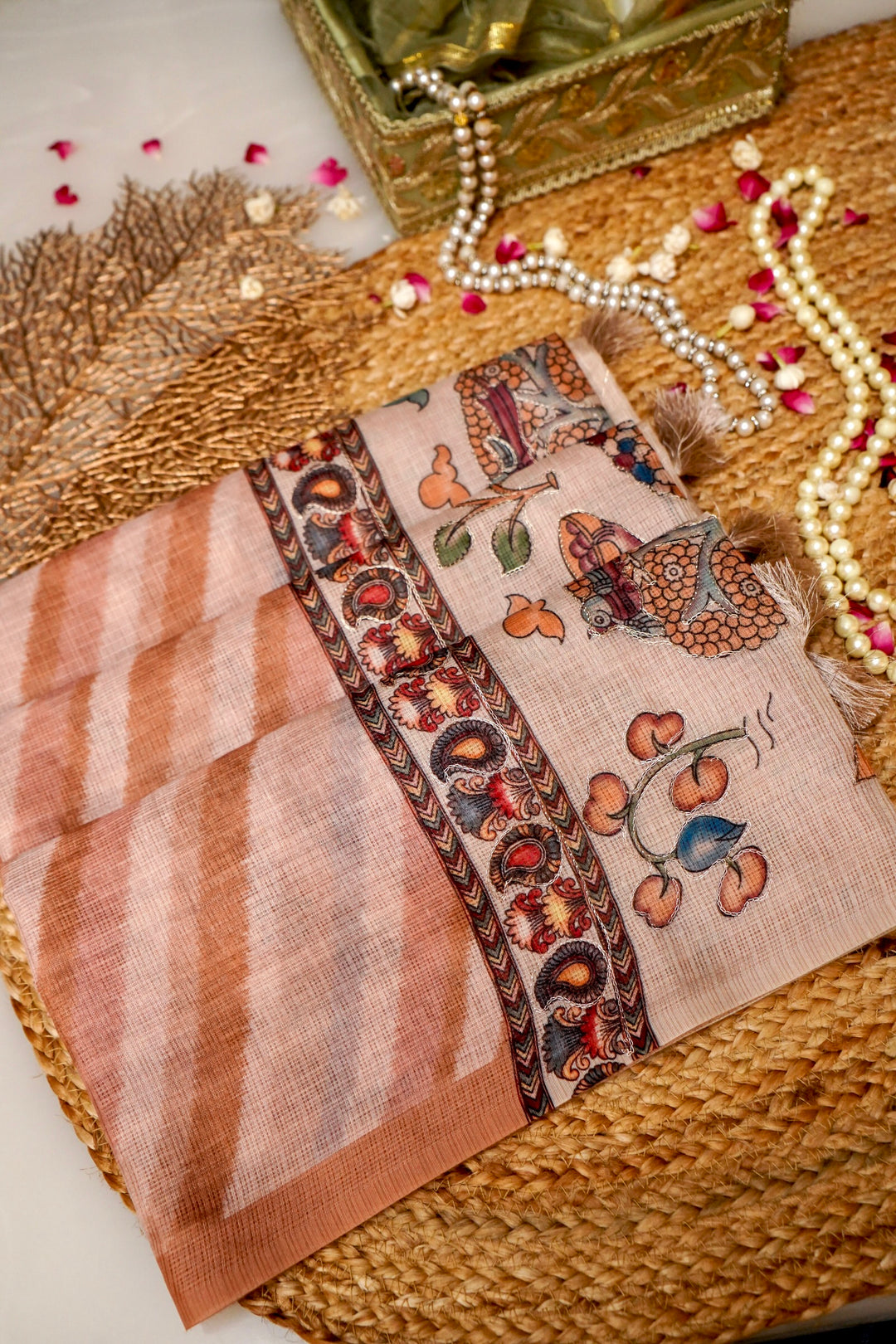 Heritage Elegance Kota Saree with Aari Tari Leheriya Weave Kalamkari Art Pallu View 4