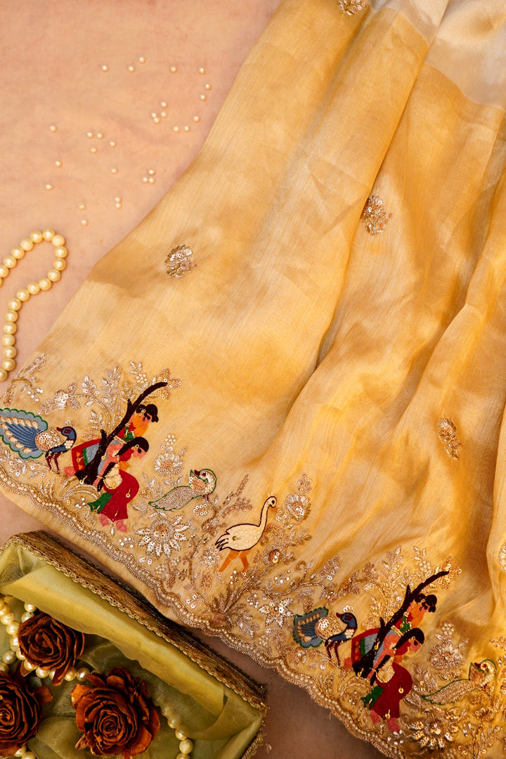 Sunehri Noor – Pure Golden and Silver DesignerTissue Silk Saree