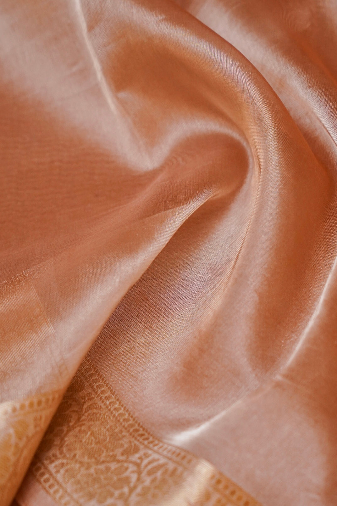 Rose Gold Radiance Pure Tissue Silk Banarasi Saree View 4