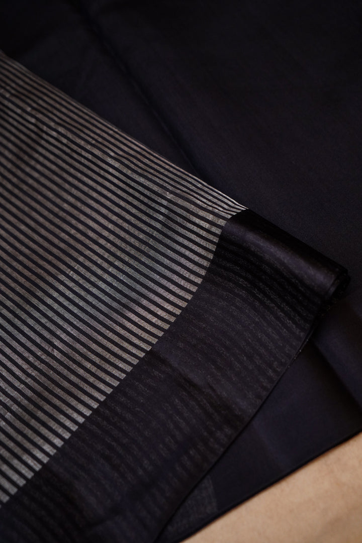 Cocktail Stripes Contemporary Banarasi Tissue Silk Saree View 3