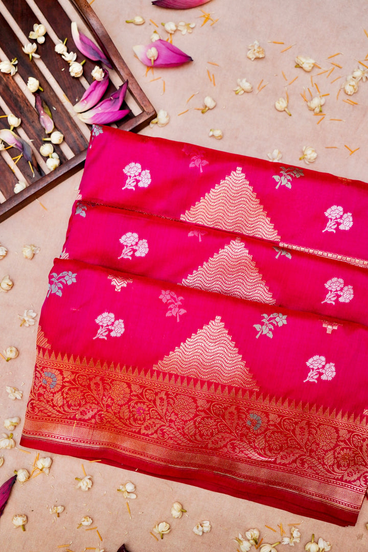 Exquisite Pink Handwoven Bridal Banarasi Pure Katan Silk Saree