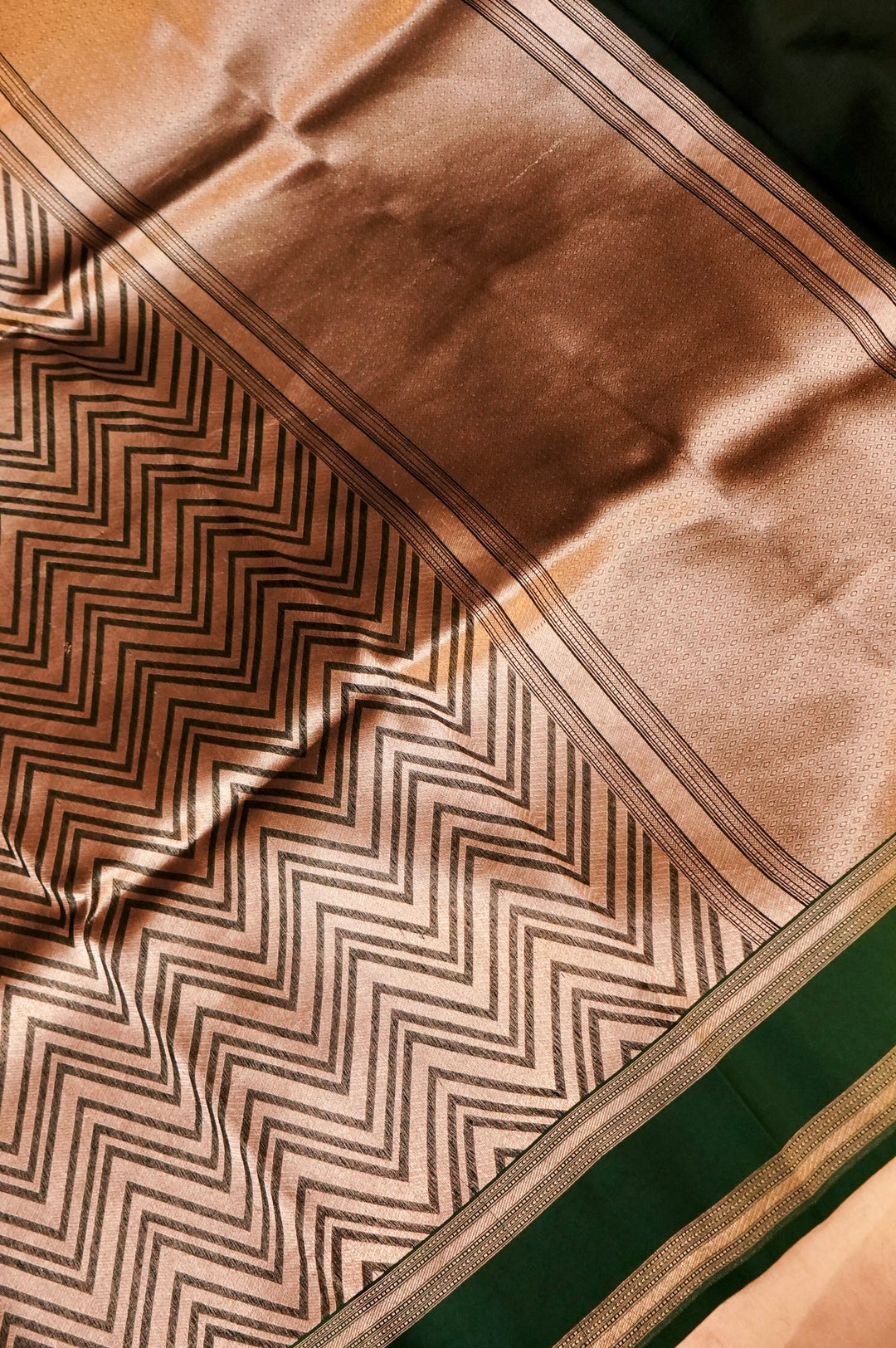 Emerald Soirée – Green Pure Handloom Organza Brocade Silk Patli Saree
